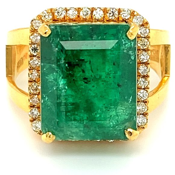 GIA Certified Emerald 8.96ct Solid 21K Gold Ring - Picture 8 of 10